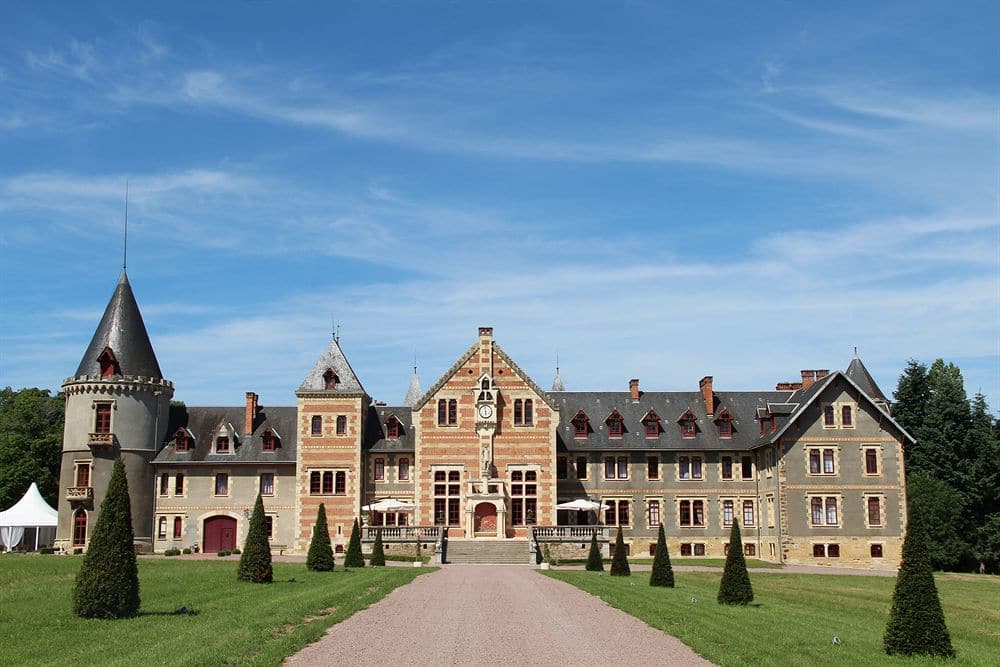 Lurcy-Levis - Chateau de Beguin