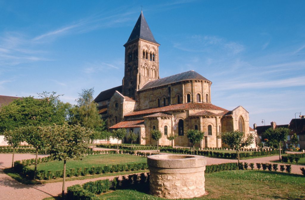 Saint-Menoux - L'Abbaye