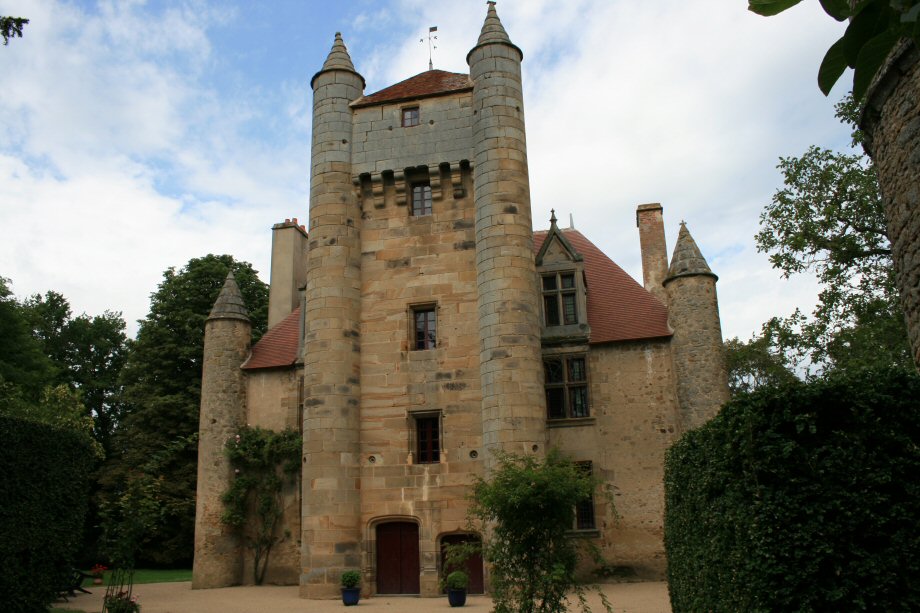 Autry-Issards - Le château du Plessis