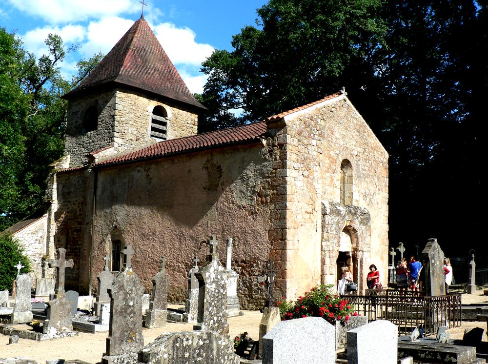 Montcombroux Vieux-Bourg - église Saint-Jean-Baptiste