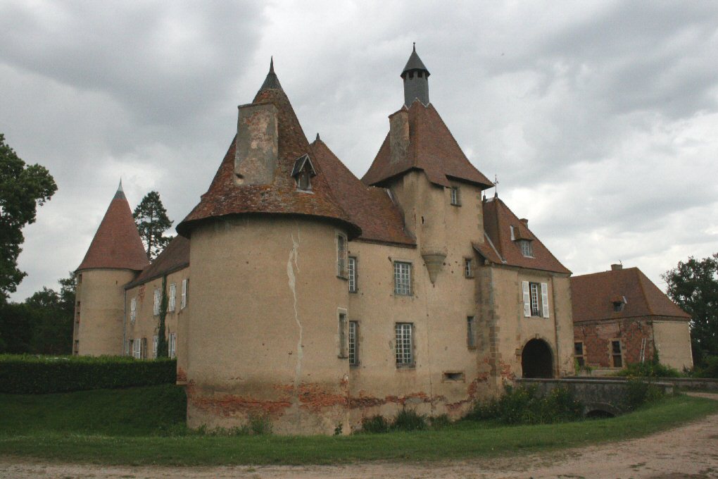 Liernolles - Château de la Forêt de Viry