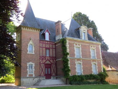Verneuil en Bourbonnais - château de Chaumejean