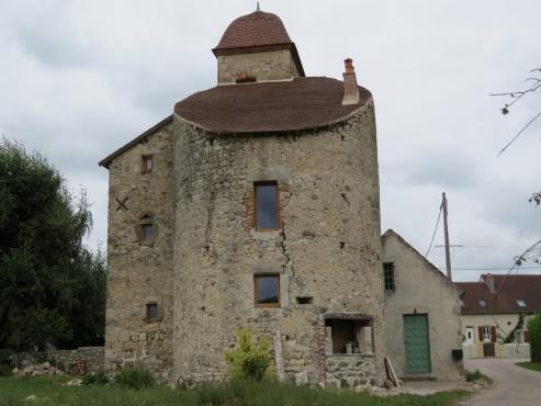 Cesset - château de Lariot
