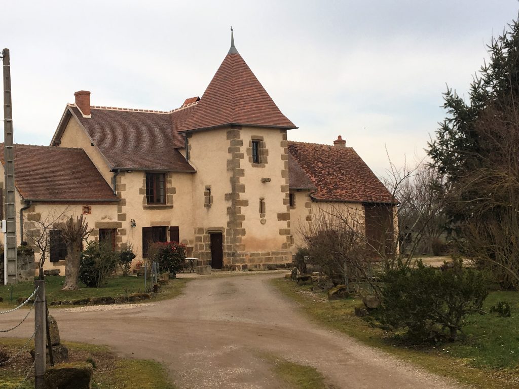 Calèches au Château de Fontnoble, Biozat (Allier). Tirage argentique