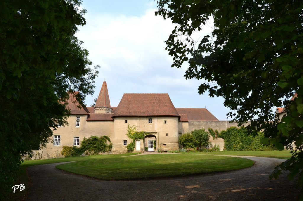 Escurolles -  château-Prieuré