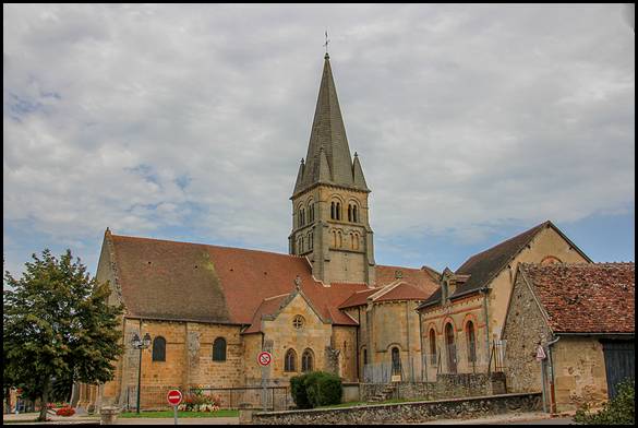 Bourbon l'Archambault - église Saint-Georges