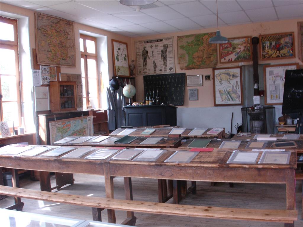 Chatelus - Musée de l'école
