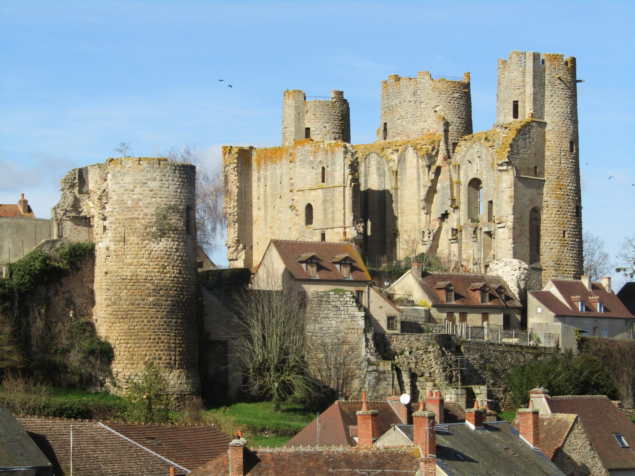 Bourbon l'Archambault Le château Mon Bourbonnais